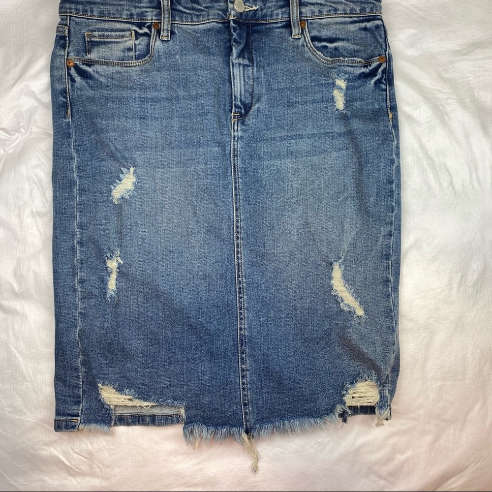 BlankNYC denim distressed midi skirt